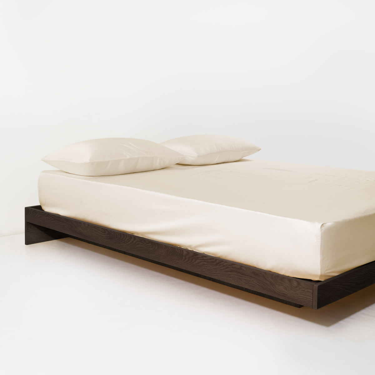 Bamboo Fitted Sheet Set Pet Hair Repellent for Dogs/Cats Family