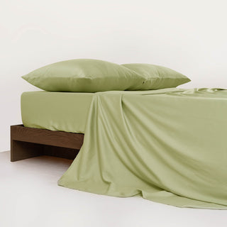 FURRFREE Bamboo Sheet Set - Pet Hair Repellent for Dogs/Cats Family- Limited Time Offer