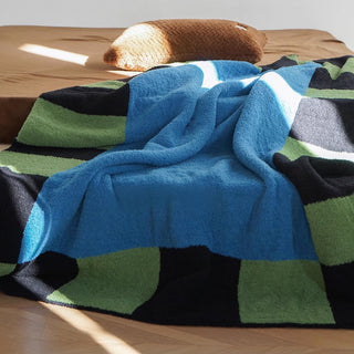 Bold Checkered Cozy Blanket