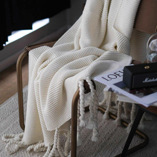 Cozy Chunky Knitted Tassel Throw Blanket