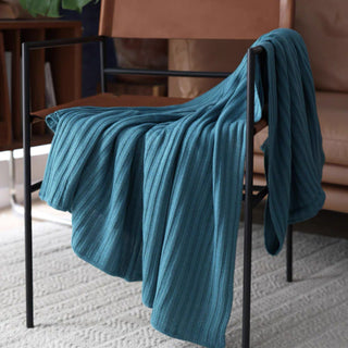 Cozy Ribbed Texture Throw Blanket