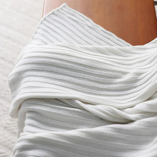 Cozy Ribbed Texture Throw Blanket