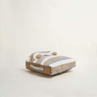 Deluxe Striped Pillow Bed
