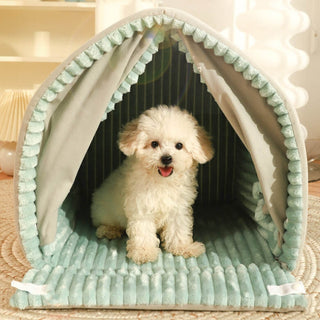 Double Curtain Enclosed Dog & Cat House