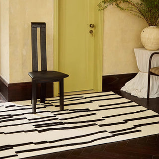 Easy Clean Rug Abstract Black and White Stripe Spillproof Pet-Friendly Living Room Large Area Rug