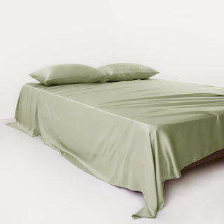 FURRFREE Bamboo Flat Sheet - Pet Hair Repellent for Dogs/Cats Family - Limited Time Offer