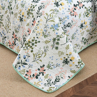 Floral Dreams Quilt Set