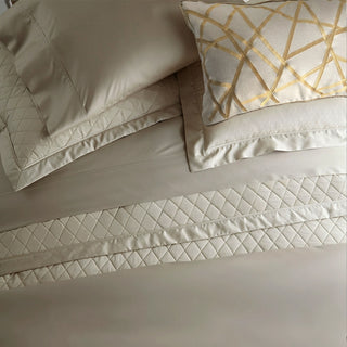 Luxurious Quilt Set