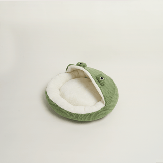 Ribbit Retreat Pet Bed