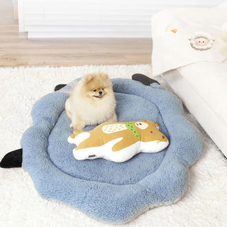 Sheep Shaped Cotton Velvet Warm Multi-Functional Dog & Cat Mat