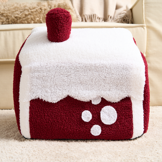 Snowy Villa Cat Hut