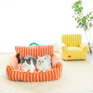 ZEZE Pets Snuggly Stripes Pet Bed